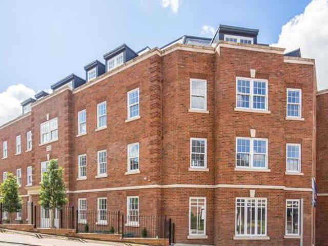 House for sale in Five Acres, Hertfordshire