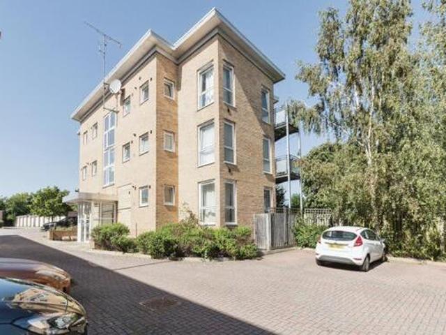 House for sale in Broadwater, Shephall