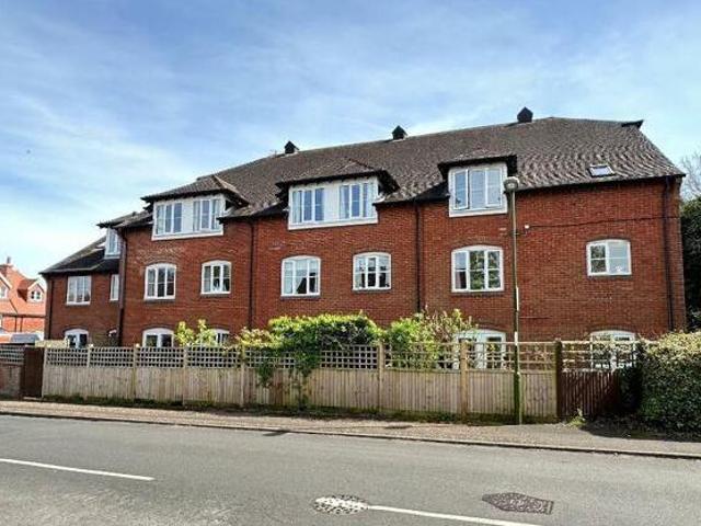 House for sale in Horsham, West Sussex