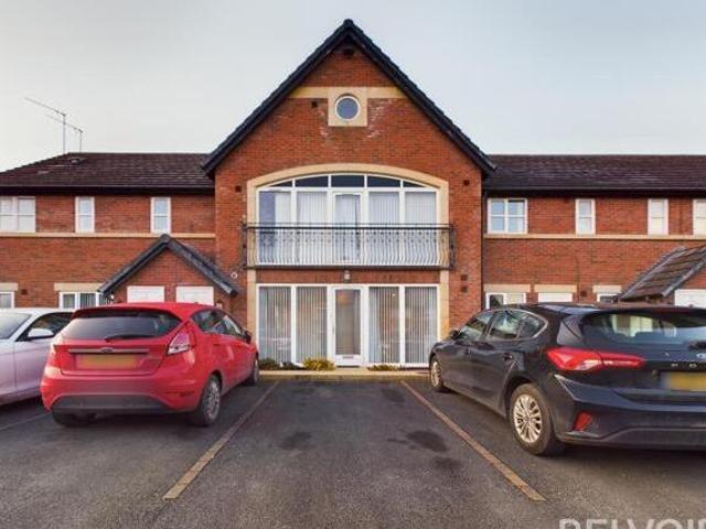 House for sale in Stone, Baswich