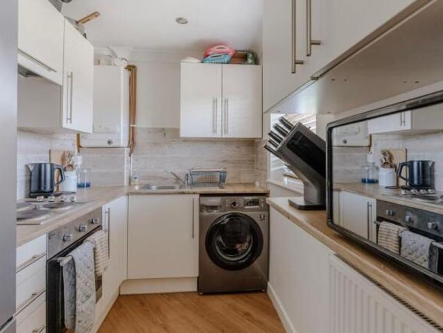 Flat for sale in East Bank, Norfolk