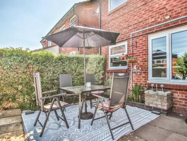 Flat for sale in Worcestershire
