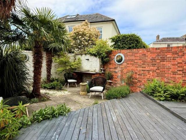 Flat for sale in Montpellier, Golden Valley