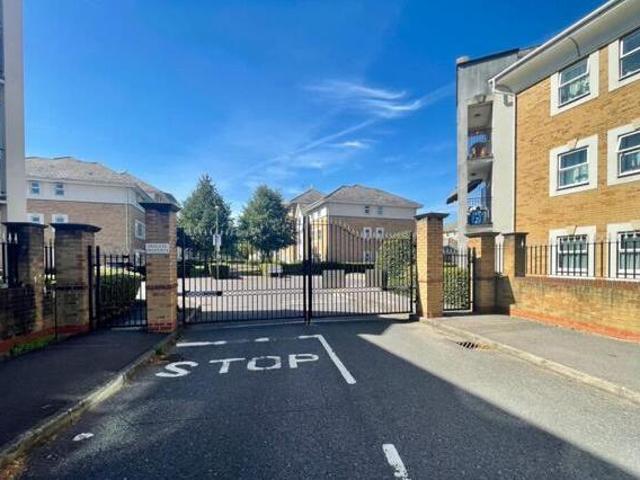 House for sale in City of London, Greater London
