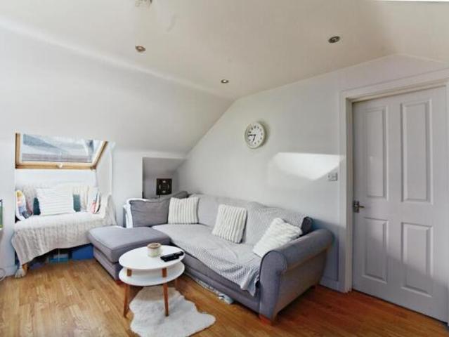 Flat for sale in Cat Hill