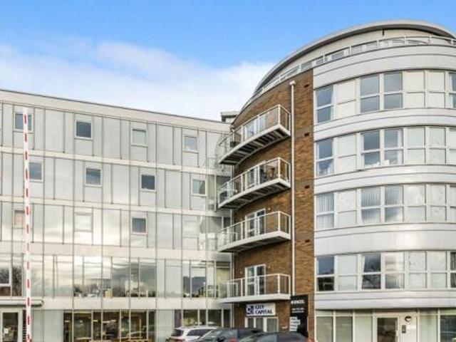 House for sale in Surrey, England