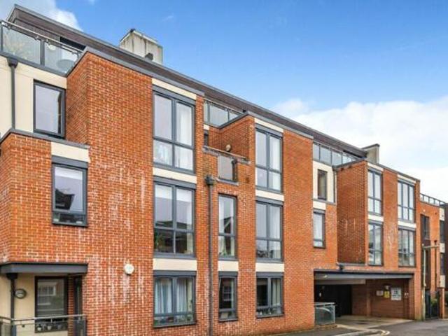 House for sale in Surrey, England