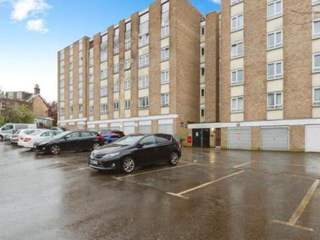 House for sale in Sutton Green, Woking