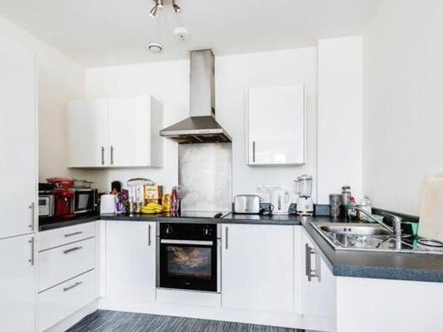 House for sale in Swindon