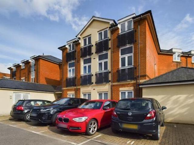 House for sale in Tadley, Priest Down