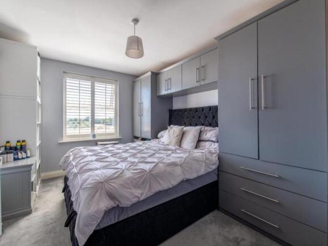 Flat for sale in London Borough of Bexley, Greater London