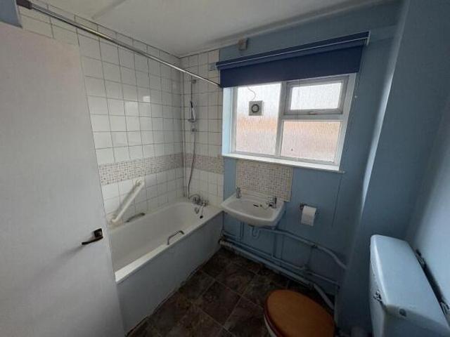Flat for sale in Cat Hill