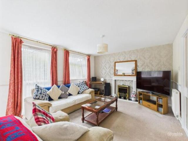 Flat for sale in London Borough of Croydon, Greater London