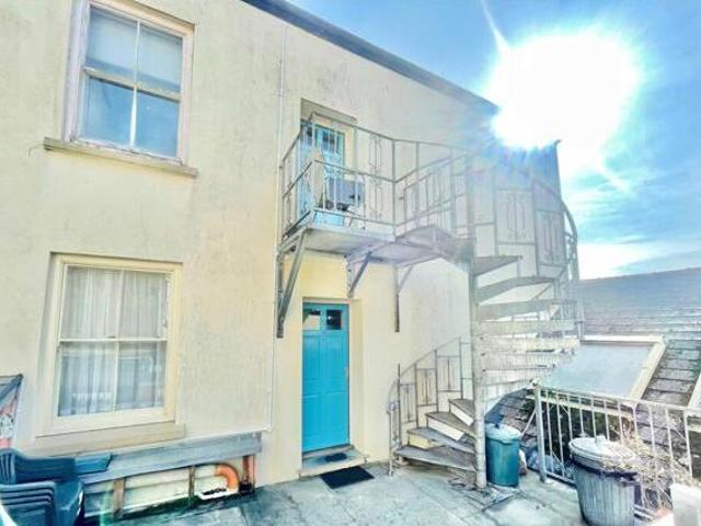 House for sale in Tenby, Pembrokeshire