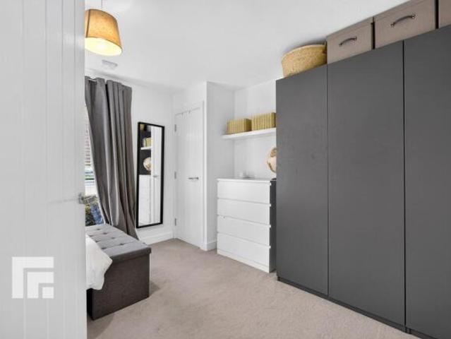 Flat for sale in Canton, Wales