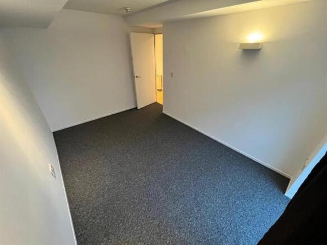 Flat for sale in Southall, Greater London