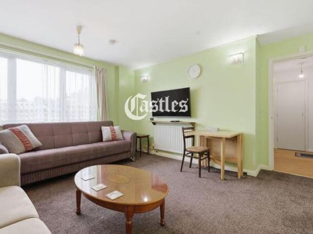 Flat for sale in Greater London