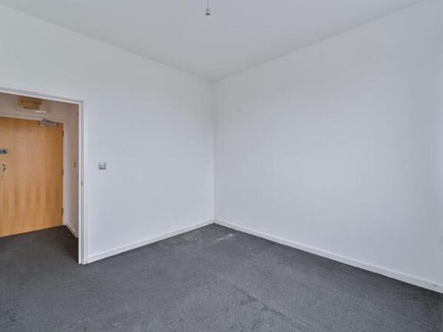 Flat for sale in Cat Hill