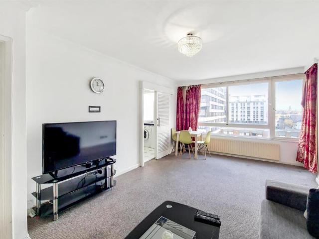 Flat for sale in Cat Hill