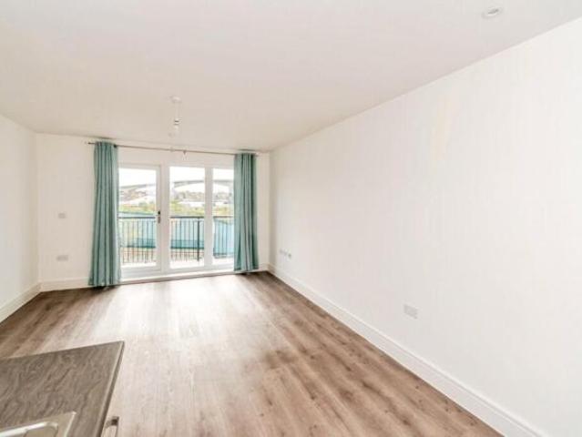 Flat for sale in Barton Stacey, Hampshire