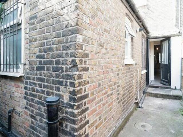 House for sale in Tilbury, Essex