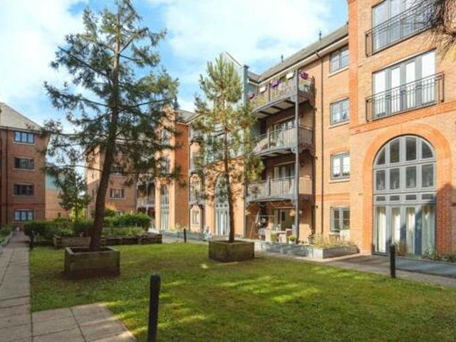 House for sale in Brook Street, Bourne Vale