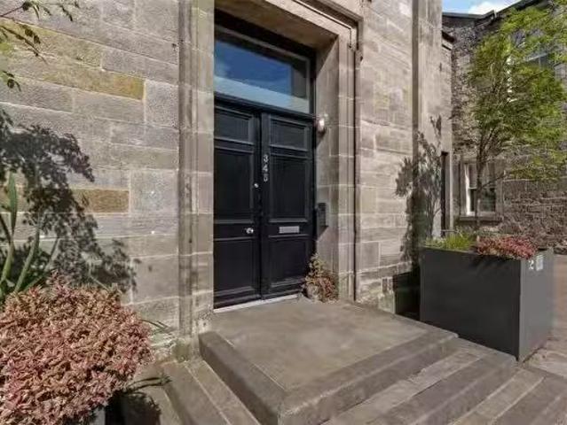 House for sale in Rumbling Bridge