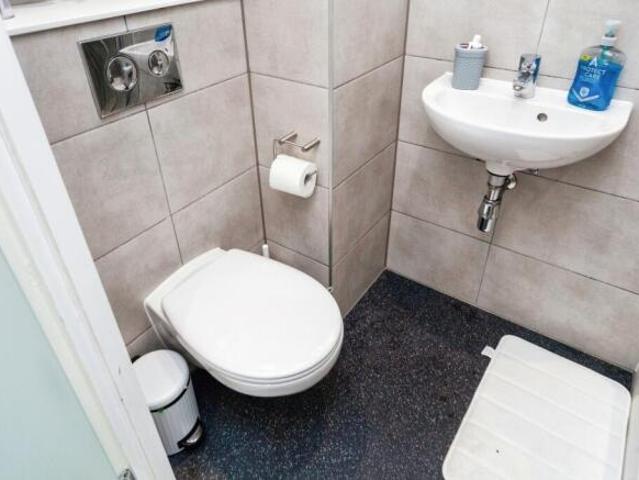 Flat for sale in Newtown, Two Mills