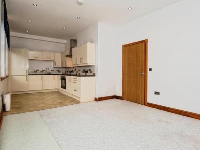 Flat for sale in Red Hill, Worcester