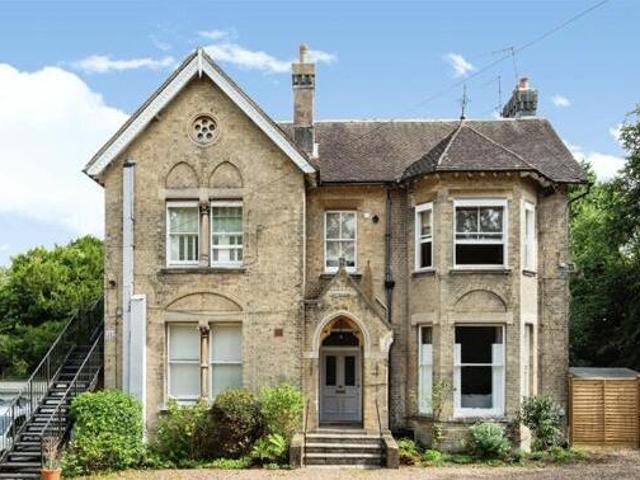 House for sale in Broadwater Down, Sandown Park