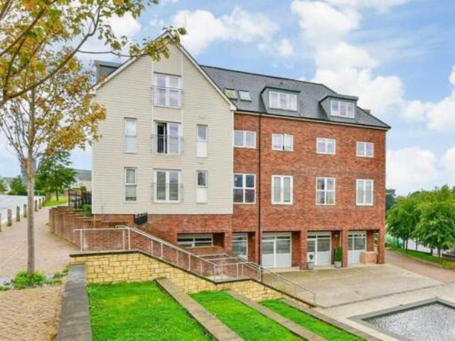 House for sale in Sherwood, Sandown Park