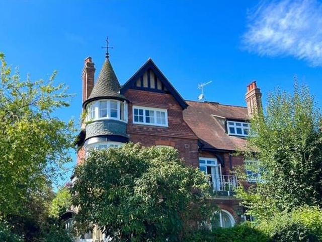 House for sale in Sandown Park, Kent