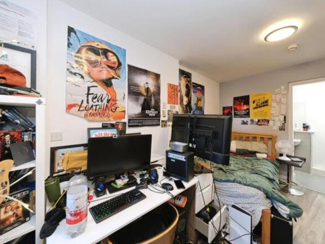 Flat for sale in Haddon, East Midlands