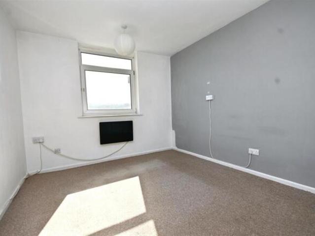 Flat for sale in Upperton, Eastbourne