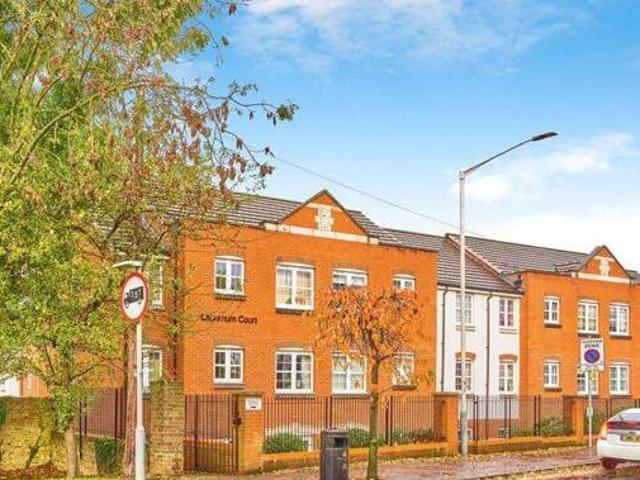 House for sale in Uxbridge, Greater London