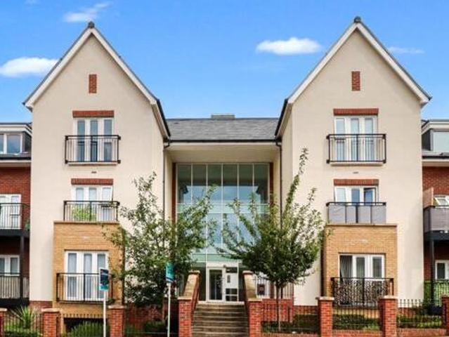 House for sale in Bushey, Hertsmere