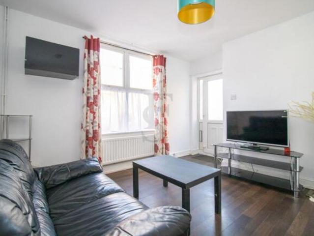 Flat for sale in Old Wharf, City Of Leicester