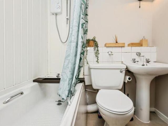 Flat for sale in Wake Green, West Midlands