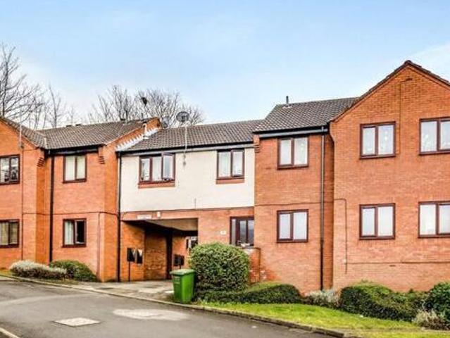 House for sale in Wrenthorpe, West Yorkshire
