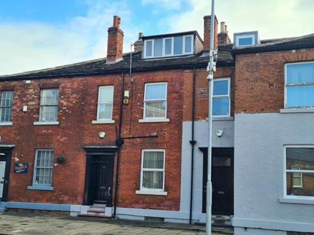 House for sale in West Yorkshire