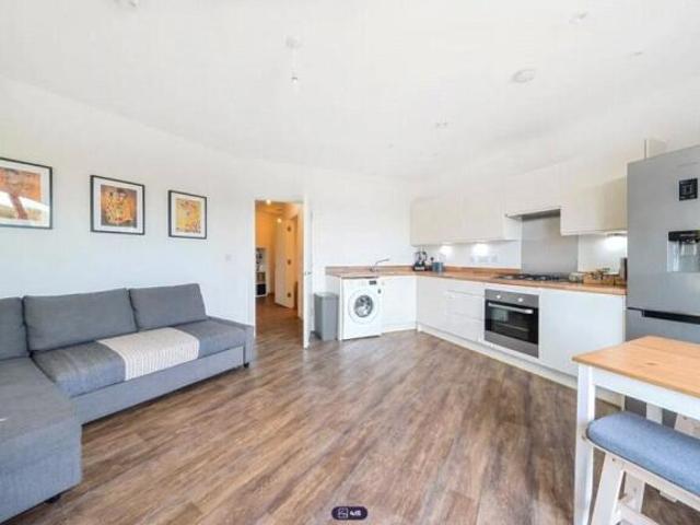 Flat for sale in Guildford Park, Westborough