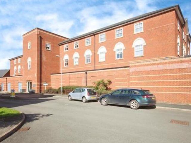 House for sale in Warwick