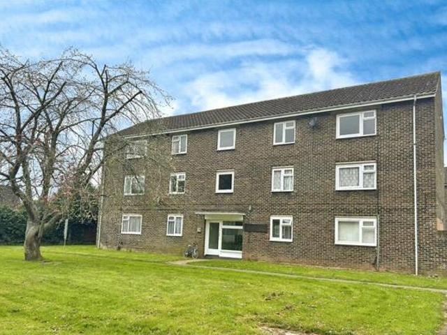 House for sale in Spring Vale, Hampshire