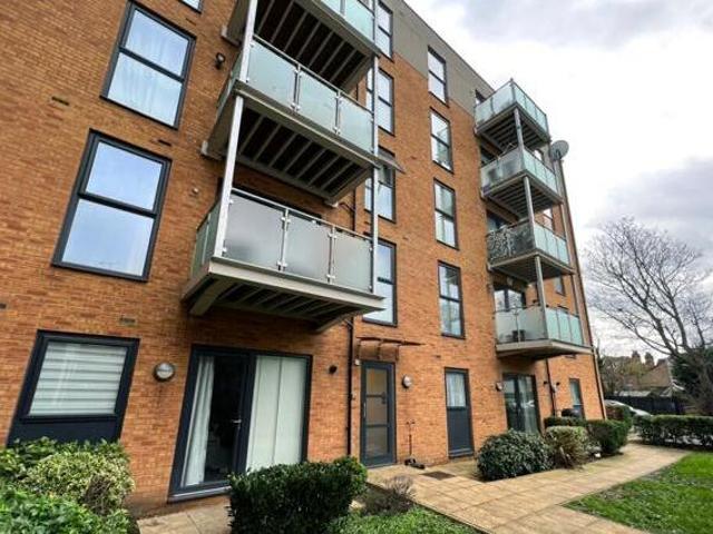 House for sale in North Watford, Hertfordshire