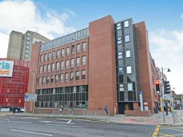 House for sale in Watford, Hertfordshire