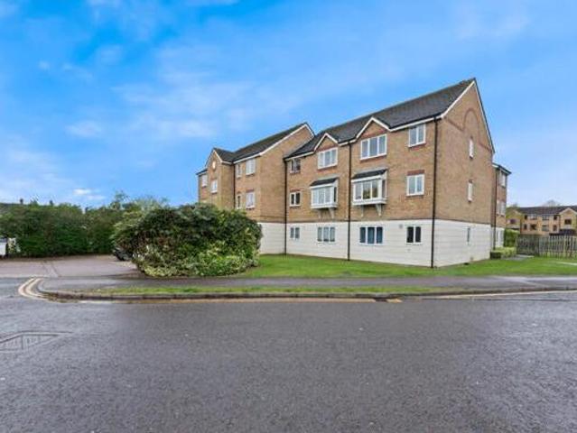 House for sale in North Watford, Hertfordshire