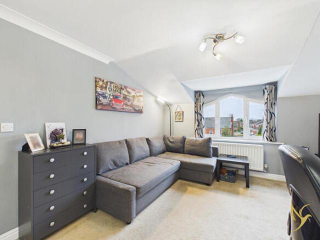 Flat for sale in Worcestershire