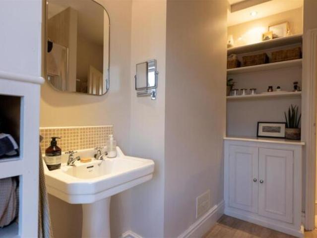 Flat for sale in Harlow, Harrogate