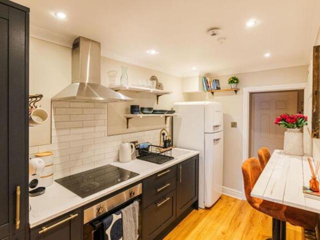 Flat for sale in Rossett, Harrogate