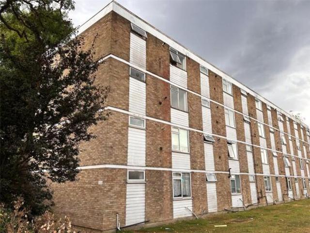 Flat for sale in Cat Hill